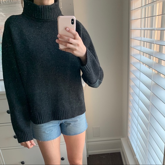 Vintage Levi’s Knit Sweater. Great condition - Picture 6 of 7